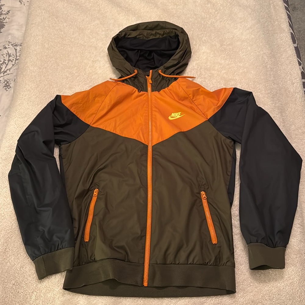 Nike Lightweight Windbreaker Jacket Olive Orange Black Mens Medium